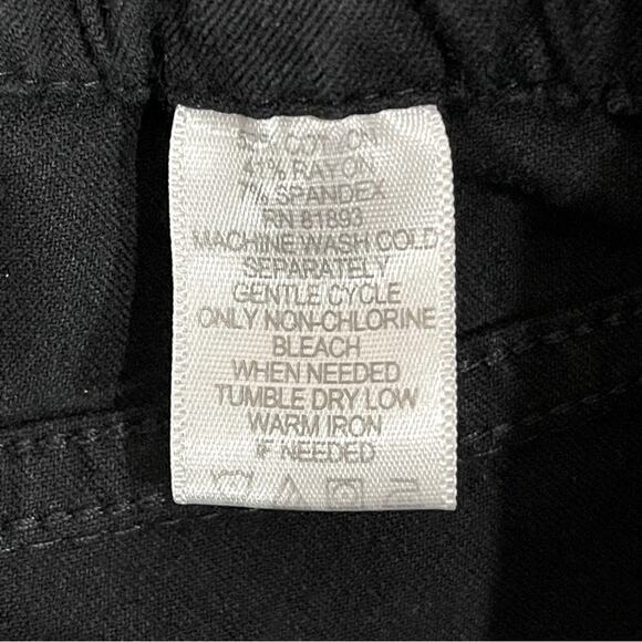 Isaac Mizrahi Live Black 24/7 Stretch Ankle Pants - A274175 - Size 12 - Picture 8 of 9